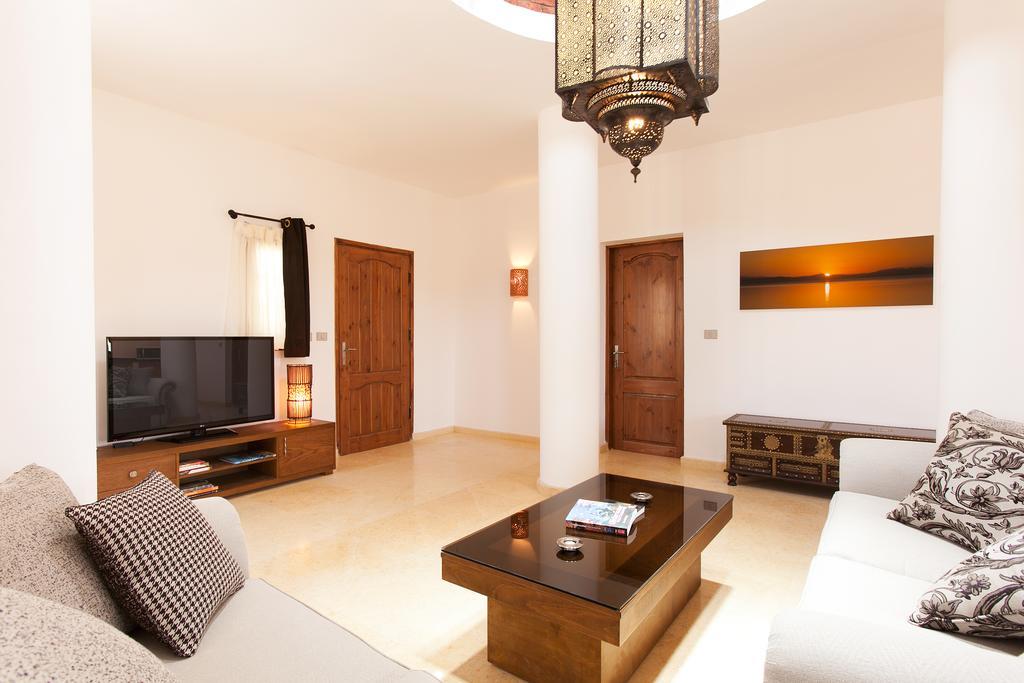 Red Rock Apartments Dahab Szoba fotó