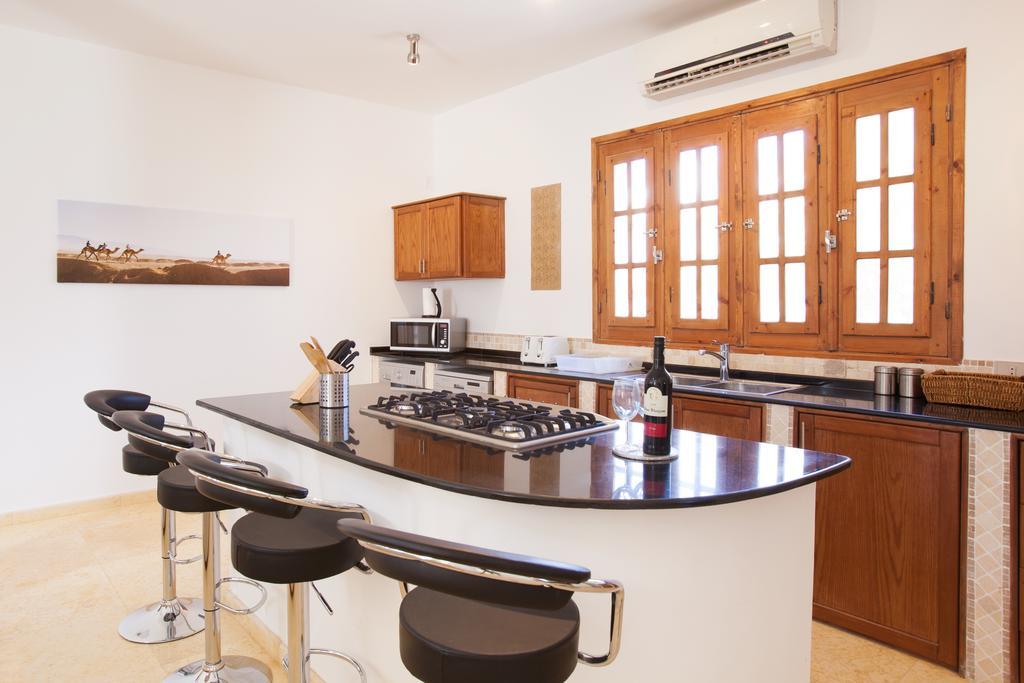 Red Rock Apartments Dahab Szoba fotó